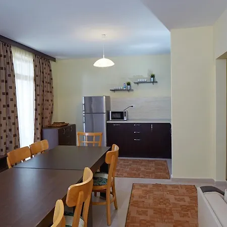 Hill Top Villa *